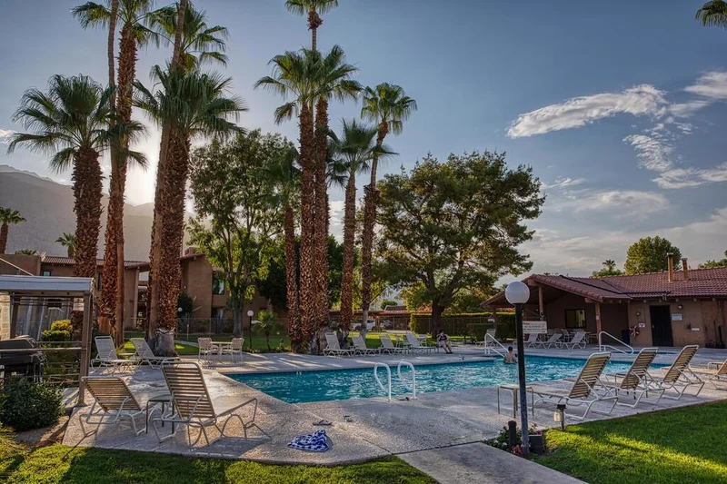 1050 Ramon #74, Palm Springs, CA 92264