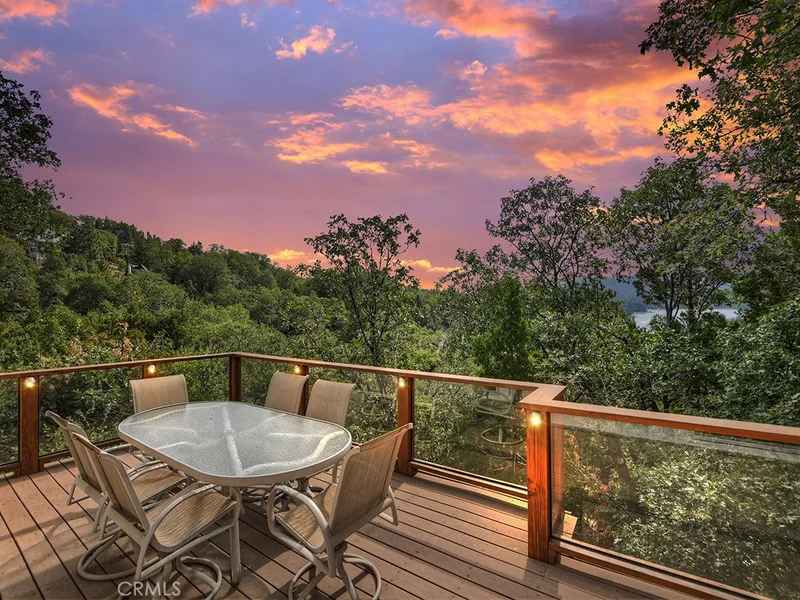901 Jagerhorn, Lake Arrowhead, CA 92352