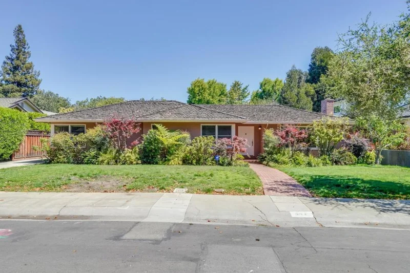 547 Jefferson, Palo Alto, CA 94303