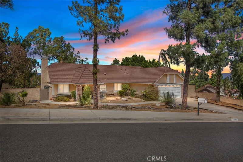 11287 Heathcliff, Riverside, CA 92505