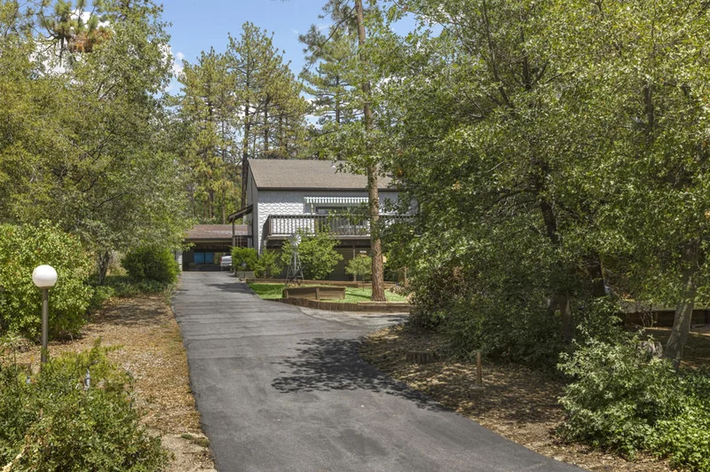 25584 Alderwood, Idyllwild, CA 92549
