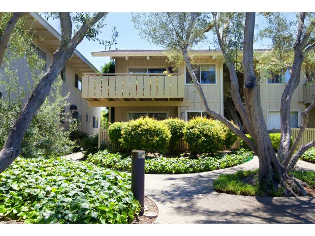 255 S Rengstorff Avenue 7, Mountain View, CA 94040