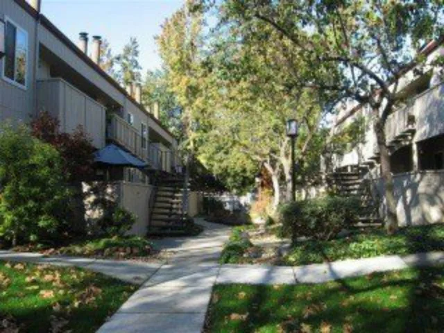 909 Apricot, Campbell, CA 95008