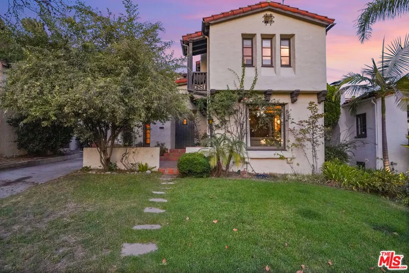 1242 Cordova, Glendale, CA 91207