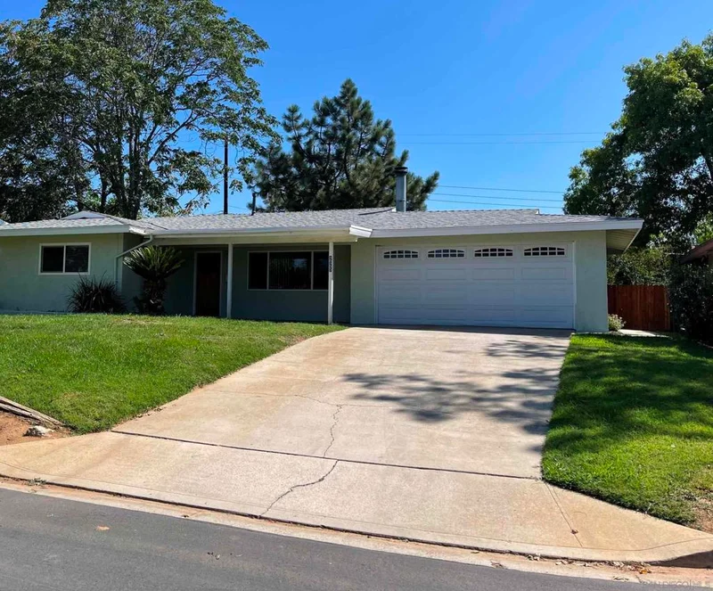 225 Merry Lane, Beaumont, CA 92223