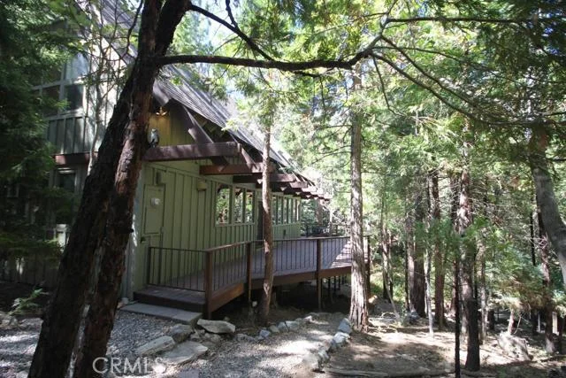 27575 Shore, Lake Arrowhead, CA 92352