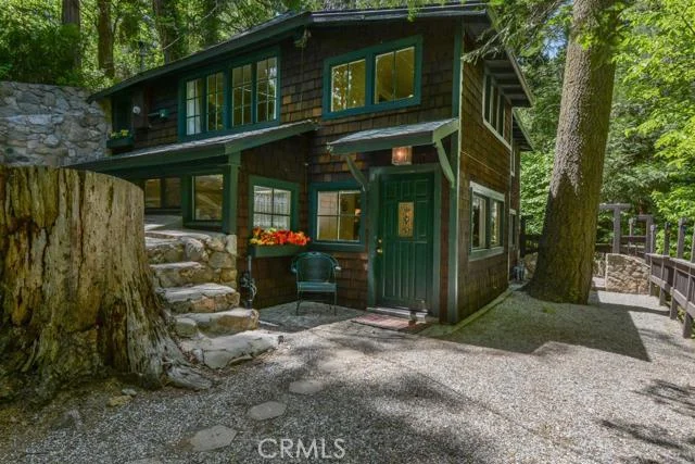 560 Cottage Grove Road, Lake Arrowhead, CA 92352