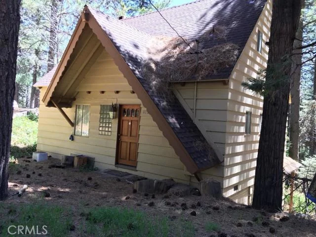 871 Sierra Vista, Twin Peaks, CA 92391