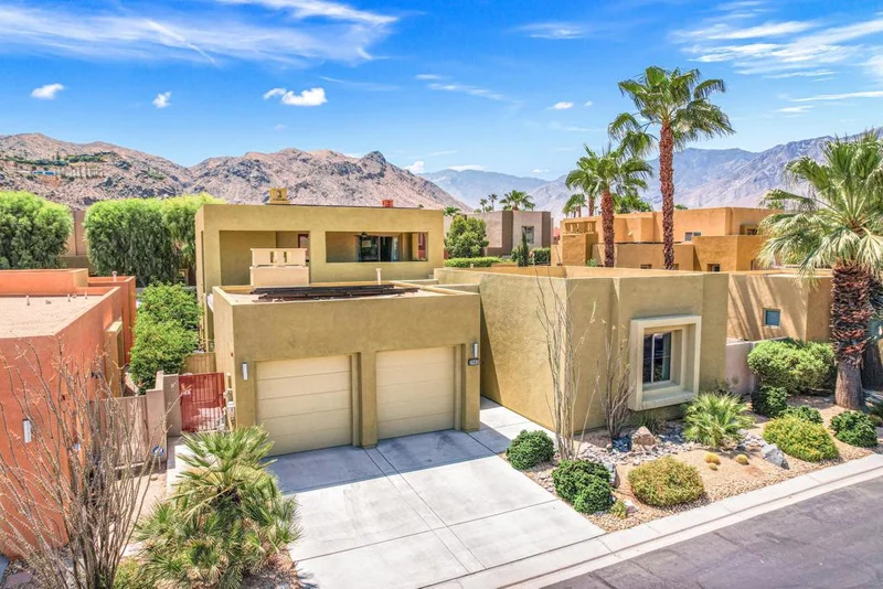 2983 Candlelight, Palm Springs, CA 92264