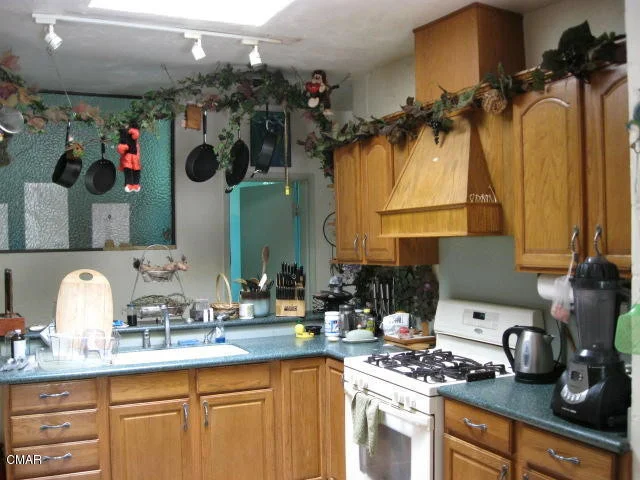 2301 Flynn Creek, Navarro, CA 95463