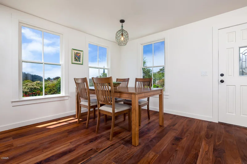 10501 Evergreen, Mendocino, CA 95460