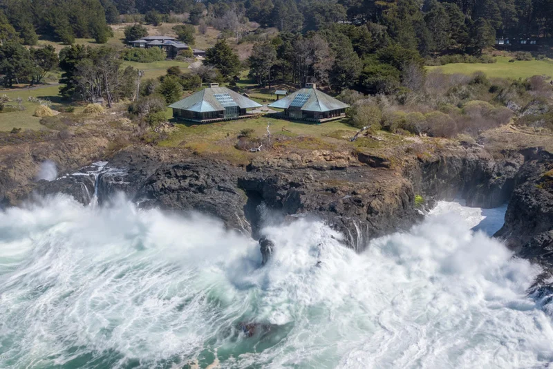 45434 Indian Shoals, Mendocino, CA 95460