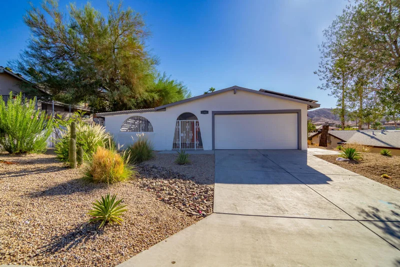 12418 Redbud, Desert Hot Springs, CA 92240