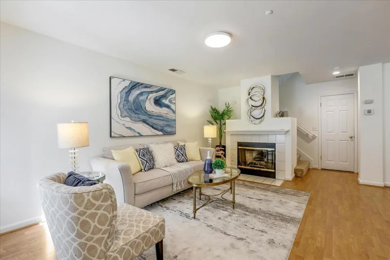 6225 Barb Werner, San Jose, CA 95119