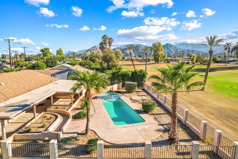 42605 Kansas, Palm Desert, CA 92211