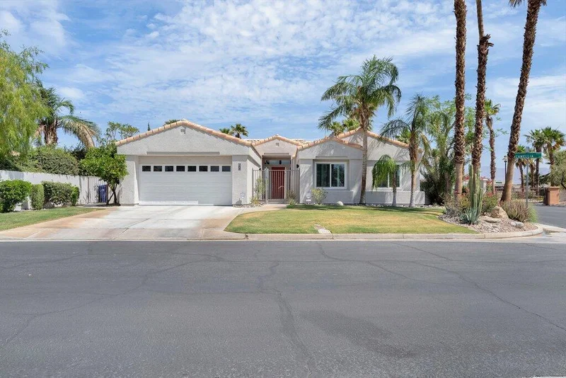 620 Camellia, Palm Springs, CA 92262