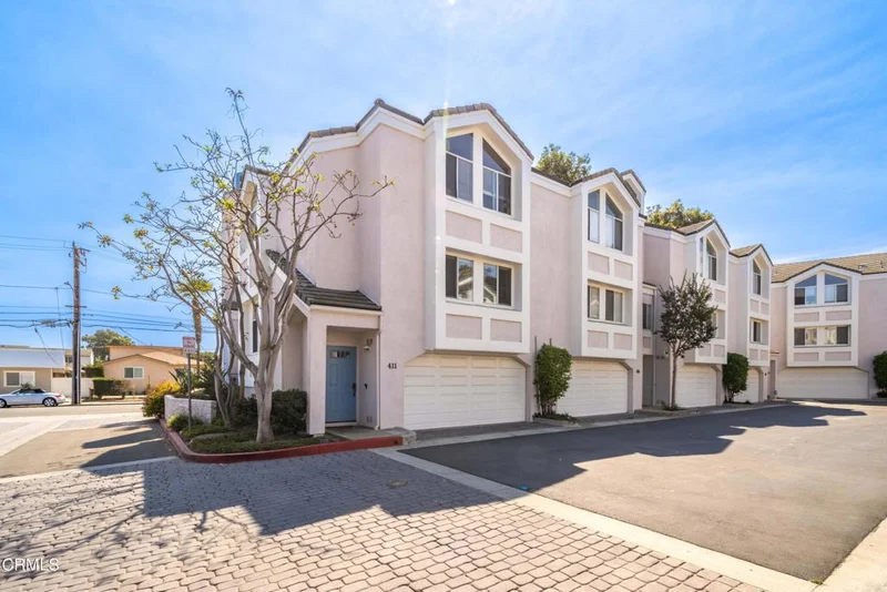 411 4th, Port Hueneme, CA 93041