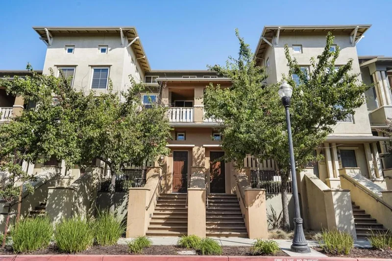 629 Boardwalk, San Jose, CA 95112