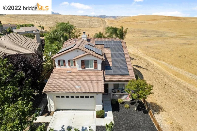 617 La Sata Dr, Brentwood, CA 94513-0121