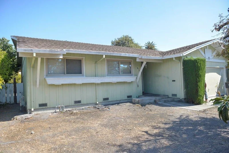 879 San Ardo, Mountain View, CA 94043