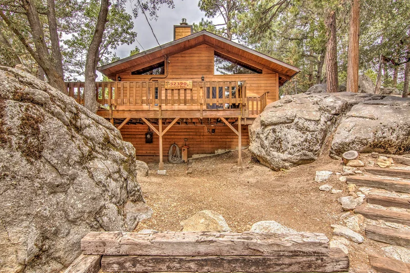 52390 Laurel, Idyllwild, CA 92549