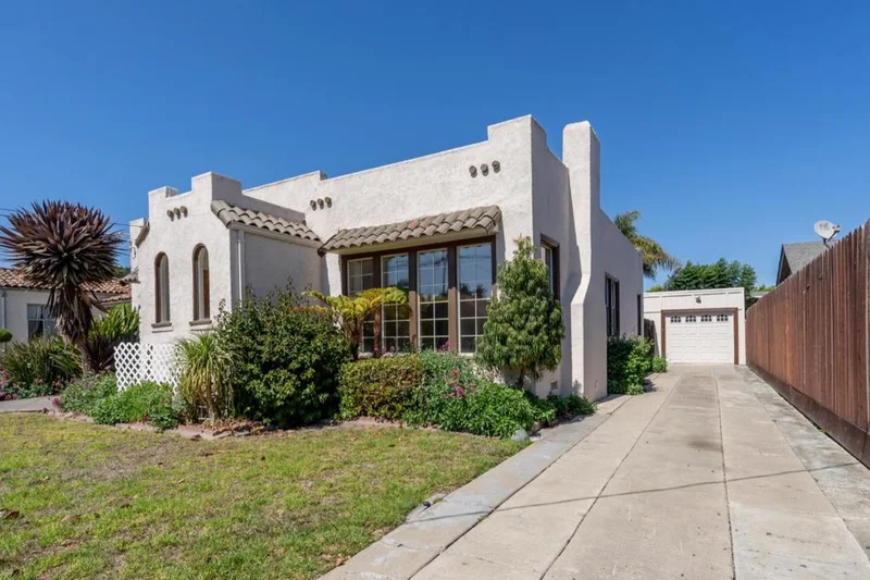 27 Pine, Salinas, CA 93901