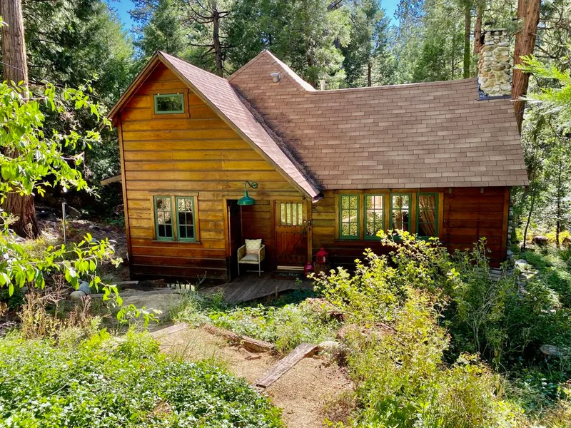 25695 Tahquitz, Idyllwild, CA 92549