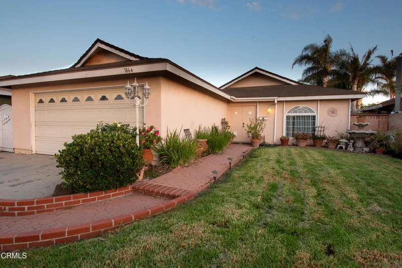 1864 Lincoln, Oxnard, CA 93033