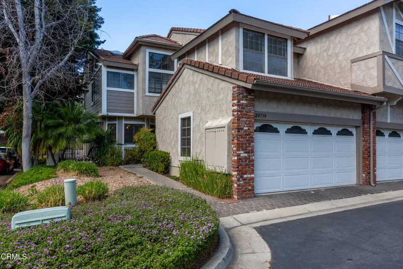 29719 Windsong, Agoura Hills, CA 91301