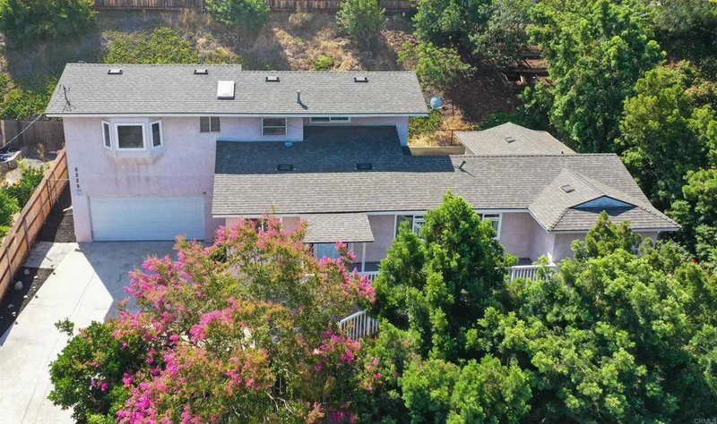 6329 Primrose, La Mesa, CA 91942