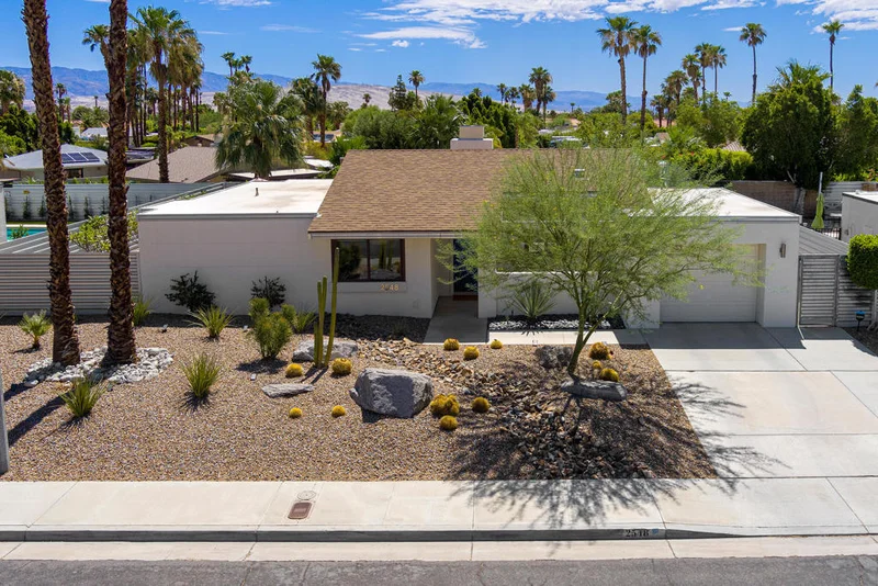 2548 Aurora, Palm Springs, CA 92262