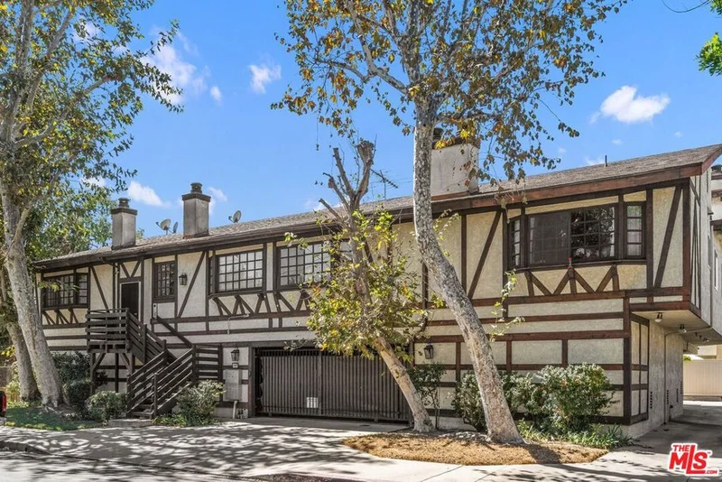 4633 Ben #7, Valley Village, CA 91607