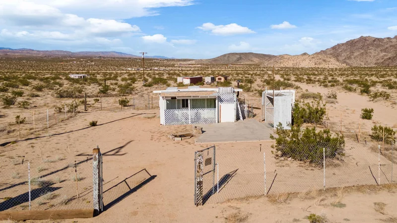 5148 Doyle, Landers, CA 92285