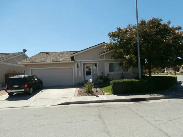1005 Cherry, Hollister, CA 95023