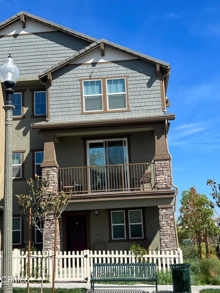10 Willow, Fillmore, CA 93015