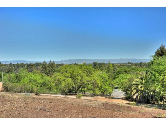 26928 Elena, Los Altos, CA 94022