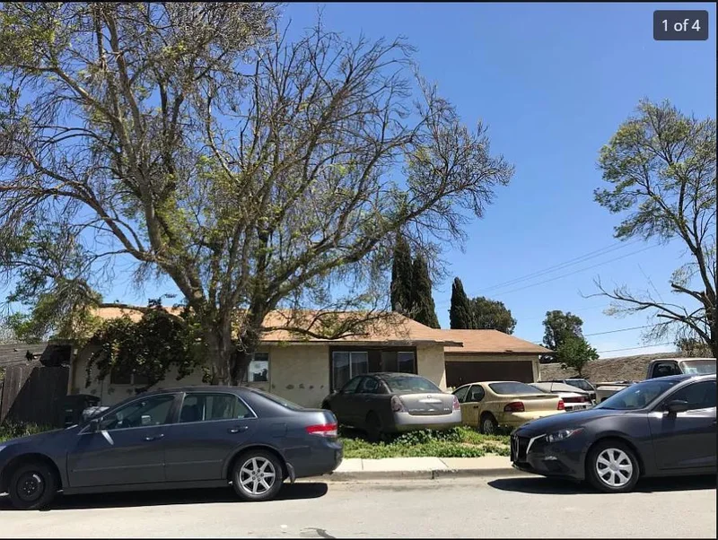 10 Azul, Hollister, CA 95023