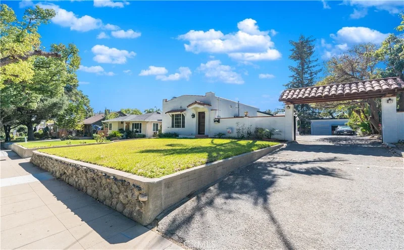 550 Ladera, Pasadena, CA 91104