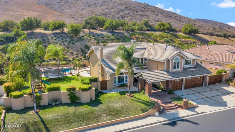 1022 Lynnmere, Thousand Oaks, CA 91360