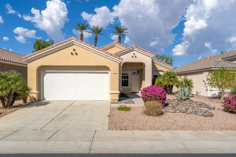 78152 Vinewood, Palm Desert, CA 92211