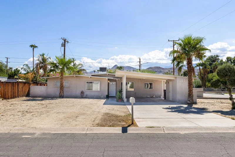 4303 Paseo Caroleta, Palm Springs, CA 92264