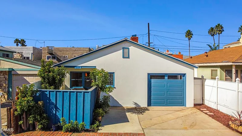 117 Tujunga, Oxnard, CA 93035