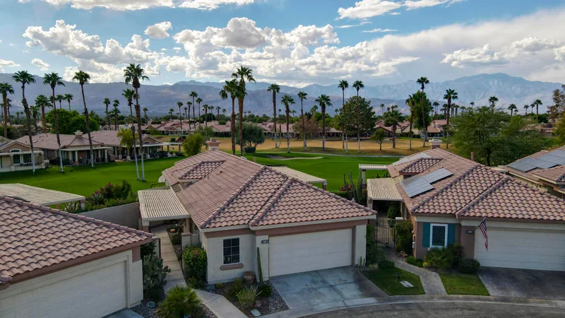 42633 Saladin, Palm Desert, CA 92211