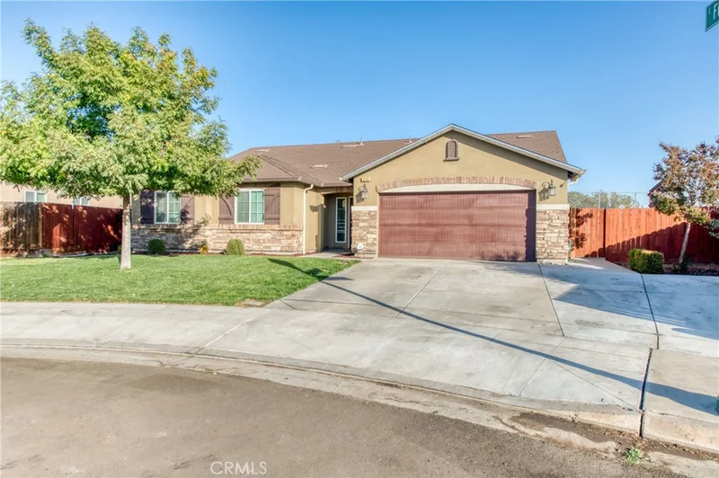 225 Stanford, Fresno, CA 93727