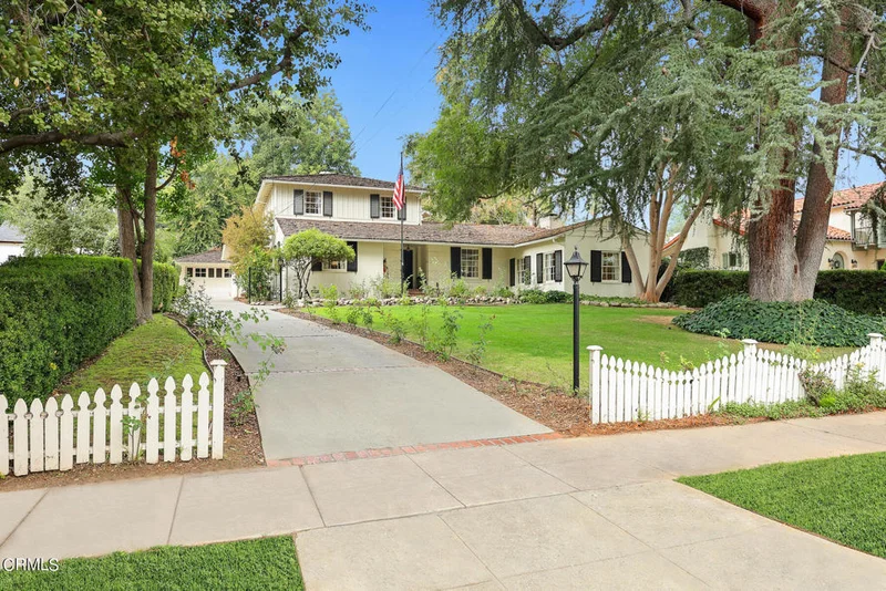1161 Calaveras, Altadena, CA 91001