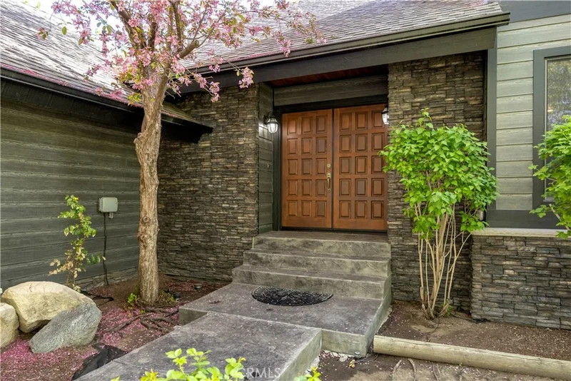 270 Meadow, Big Bear Lake, CA 92315