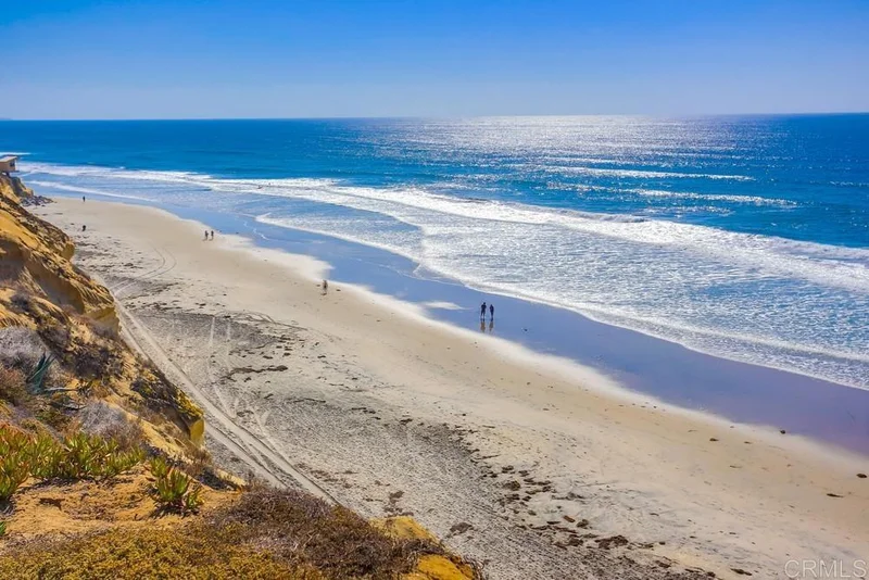 521 Sierra #174, Solana Beach, CA 92075