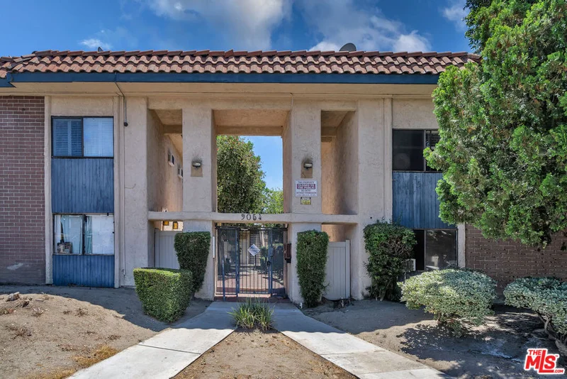 9054 Willis #10, Panorama City, CA 91402
