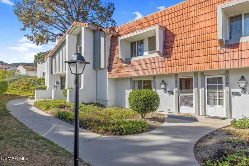 228 Green Lea, Thousand Oaks, CA 91361