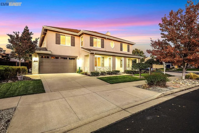 894 Trinity Hills Ln, Livermore, CA 94550